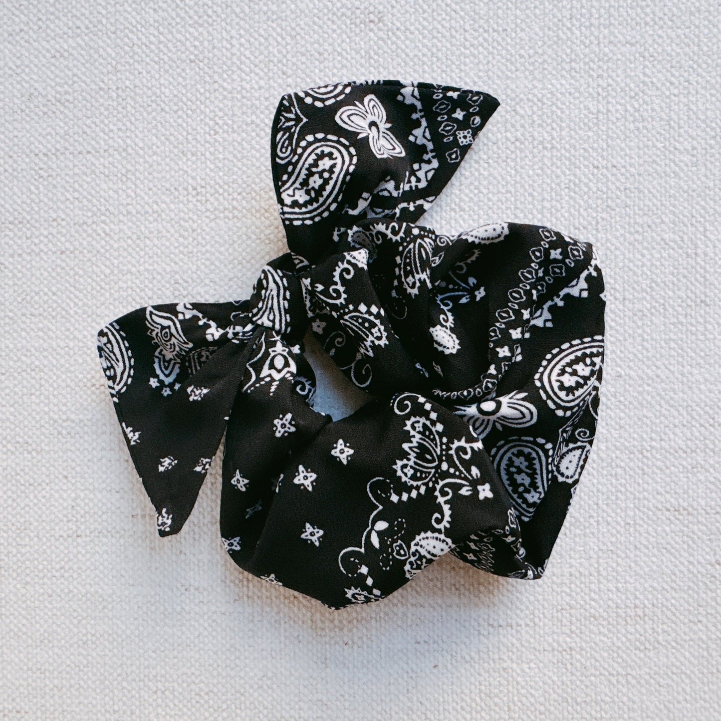 Bandana Tied Hair Scrunch-2
