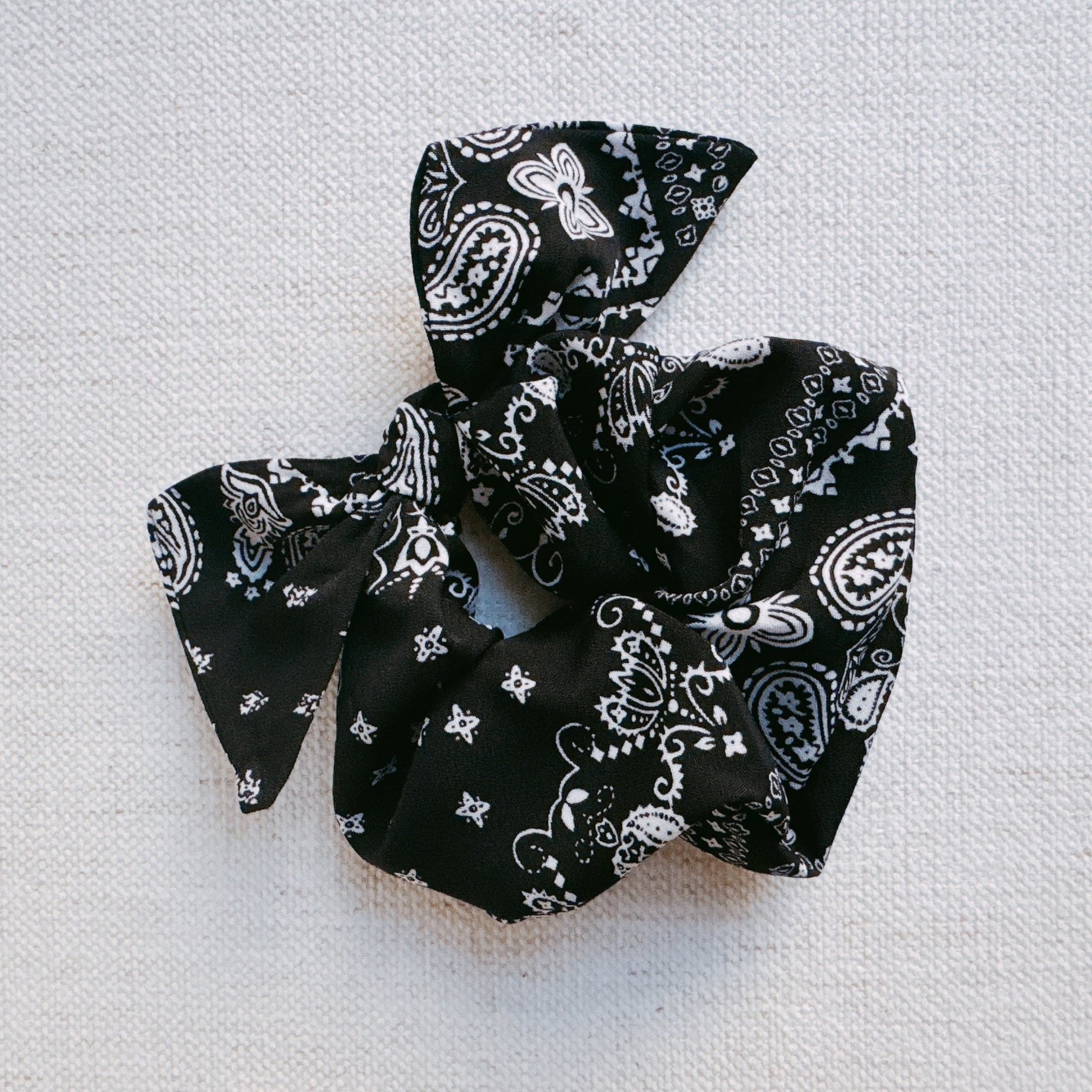 Bandana Tied Hair Scrunch-2