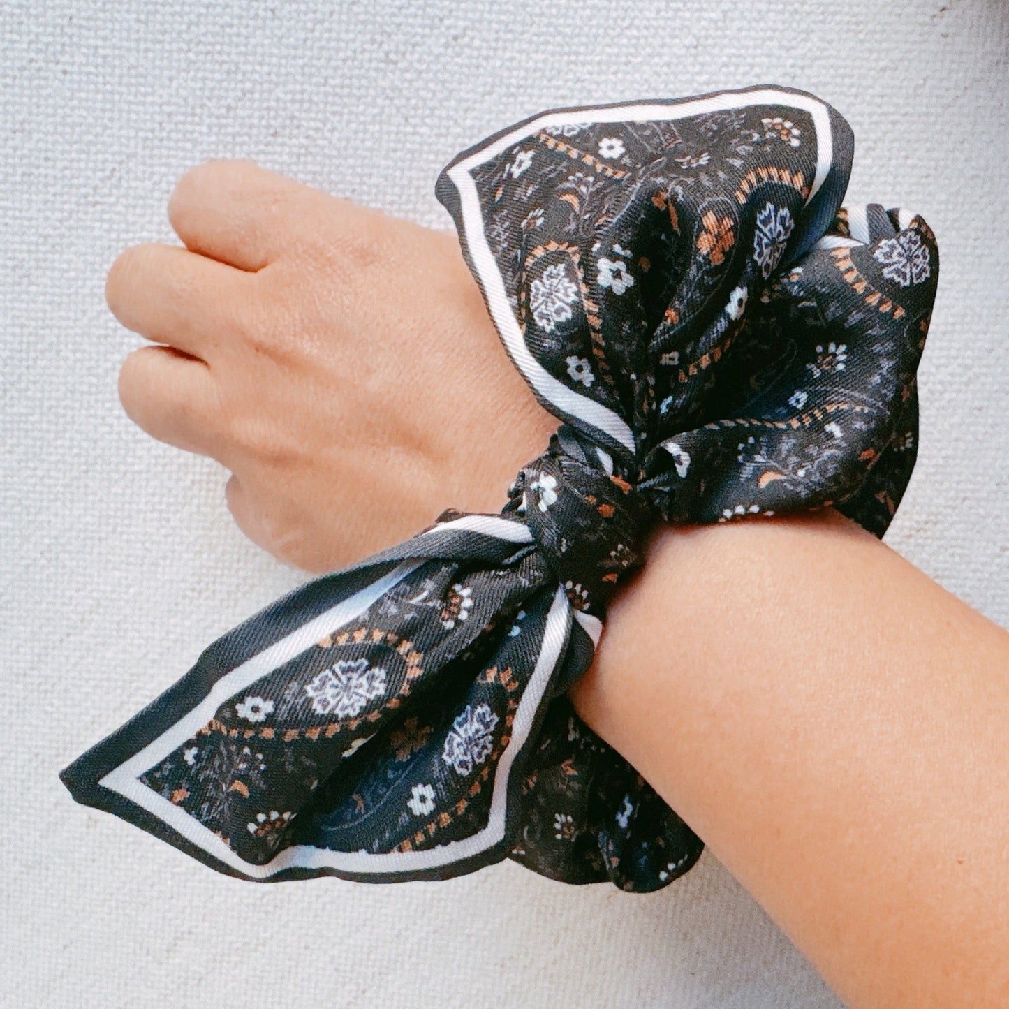 Bandana Tied Hair Scrunch-5